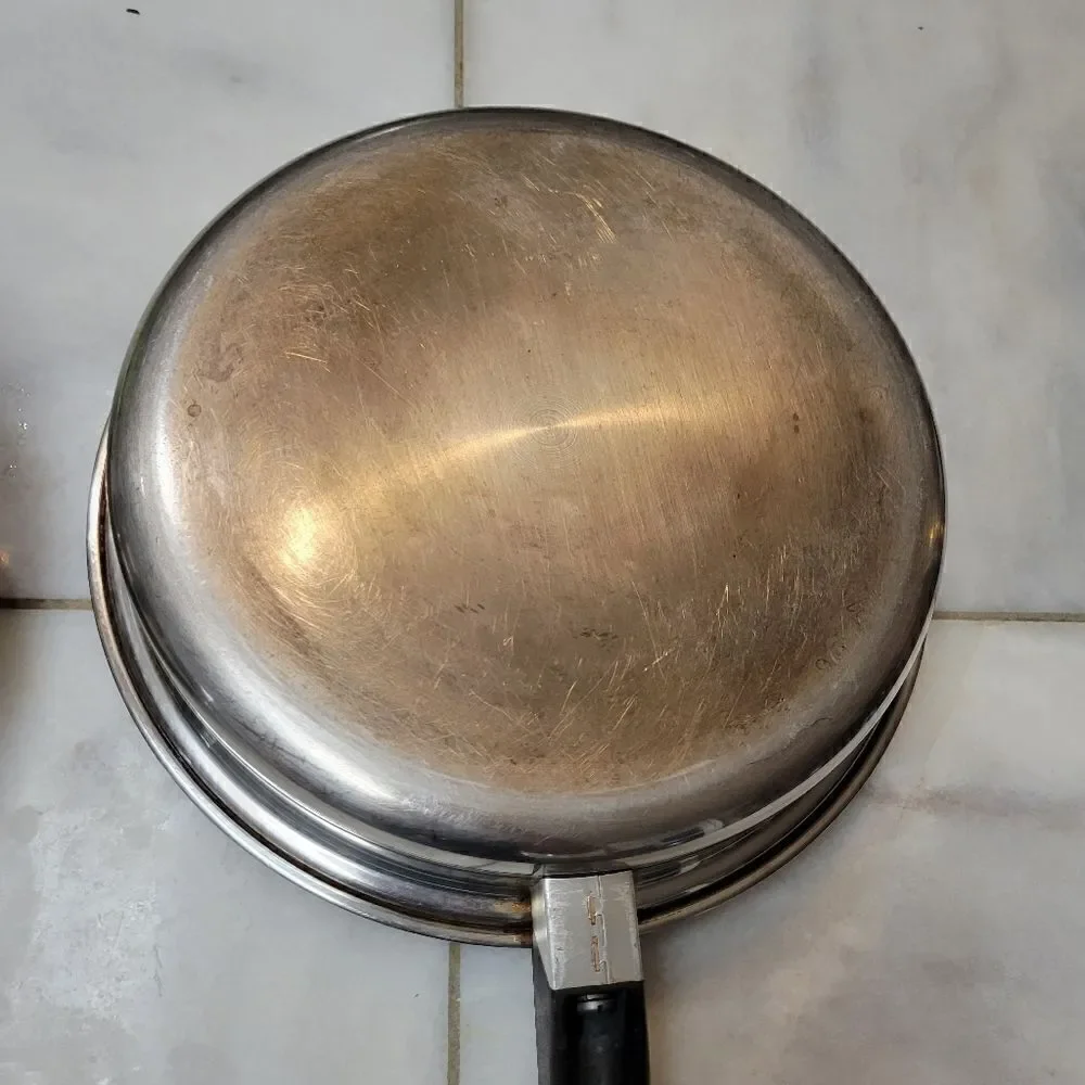 Amway Queen Vintage Stainless Steel 5 Egg Poacher Skillet w/ Strainer